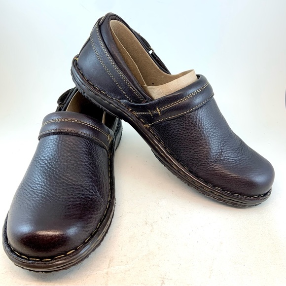 Born Shoes - Born NIB NEW Dark Brown Leather Adjustable Lina W82043 Loafers, size 10 EU 42